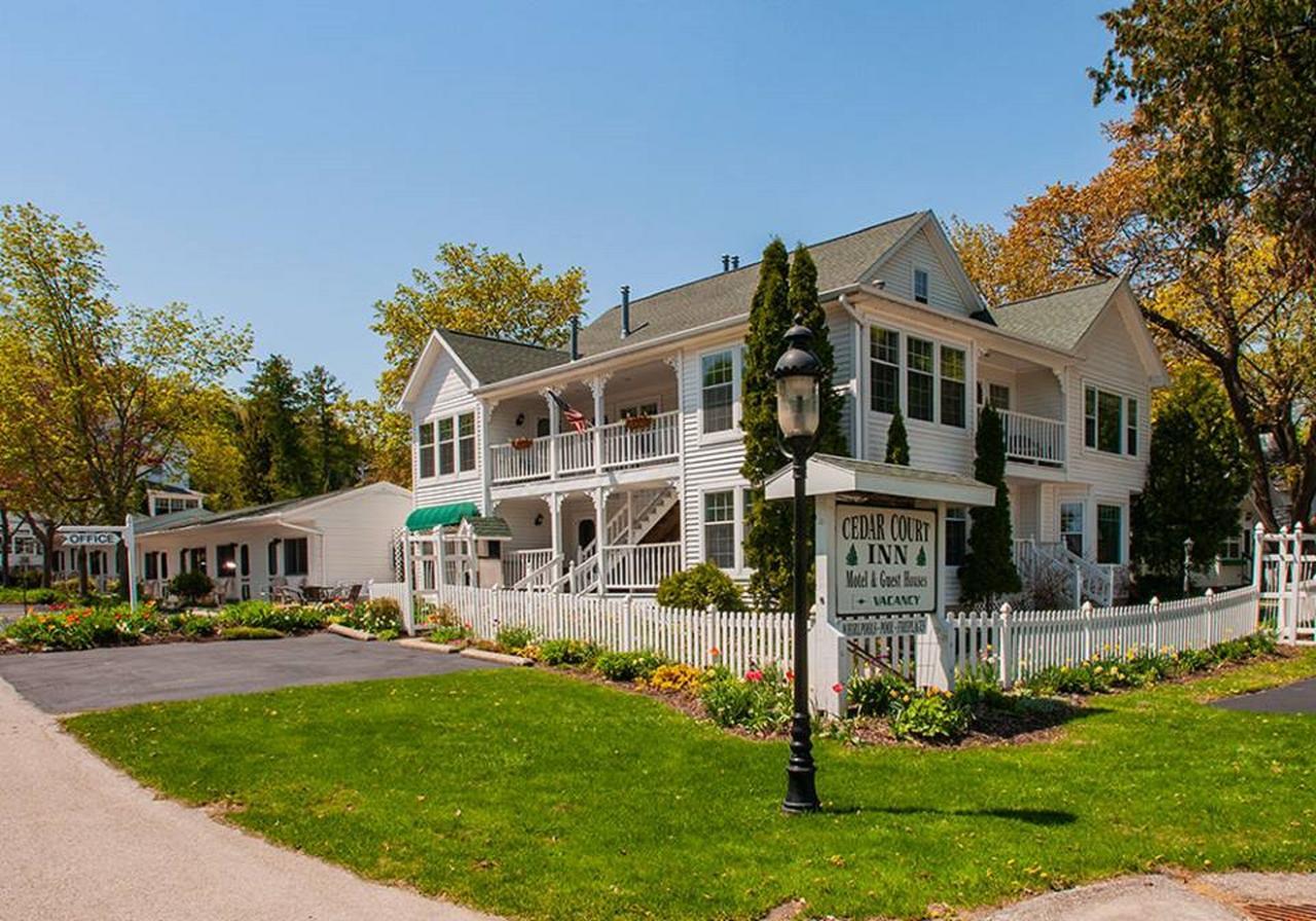Cedar Court Inn Fish Creek Exterior foto